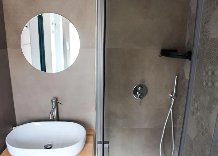 Konukevi Dali Al Mare 4*