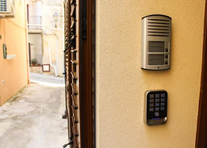 ゲストハウス Dali Al Mare チェファル