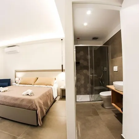 게스트하우스 Dali Al Mare 4*